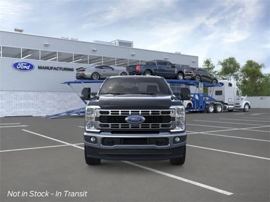 2025 Ford F-350 photo 1