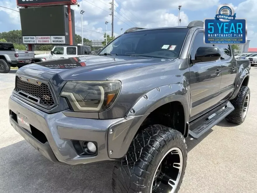 2015 Toyota Tacoma PreRunner photo 1