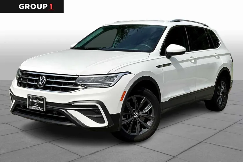2022 Volkswagen Tiguan SE photo 1