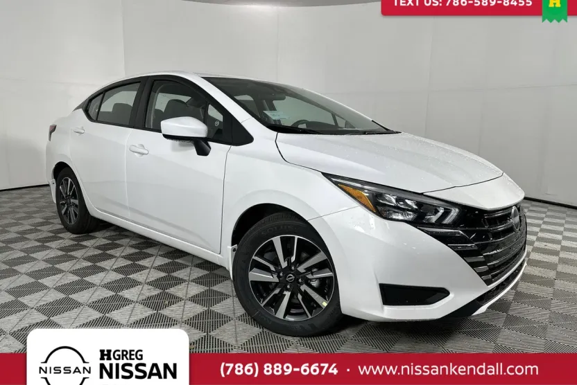 2025 Nissan Versa SV photo 1