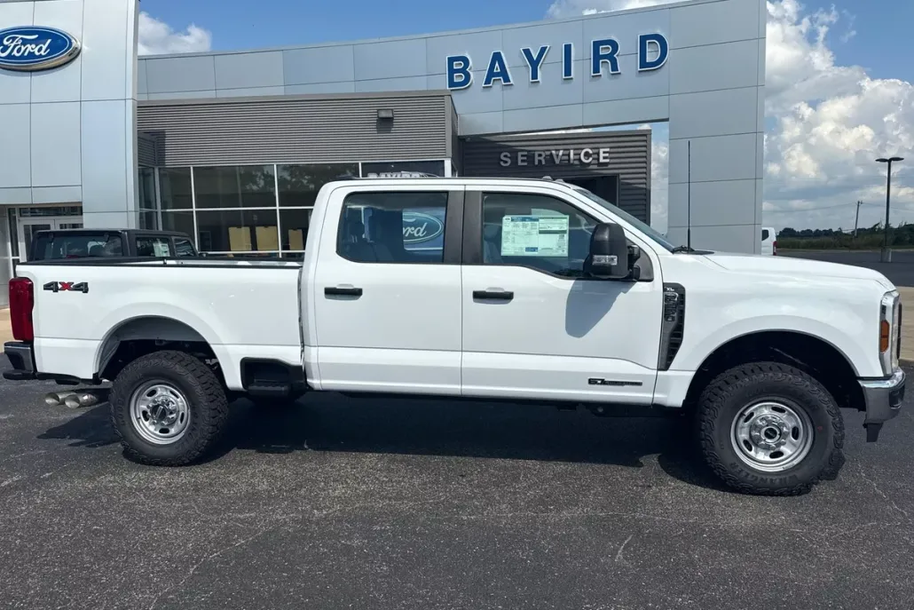 2025 Ford F-250 XL photo 1