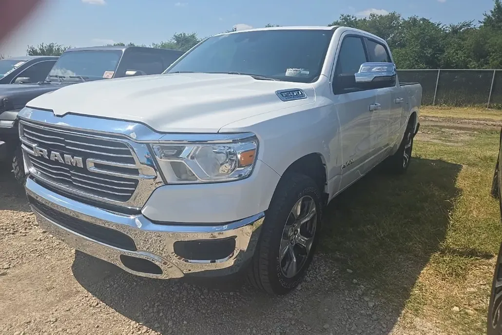 2024 Ram 1500 Laramie photo 1