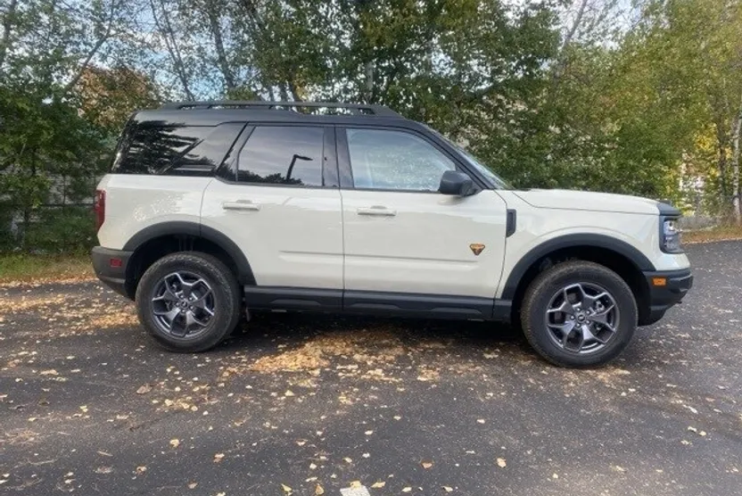 2024 Ford Bronco Sport Badlands photo 1