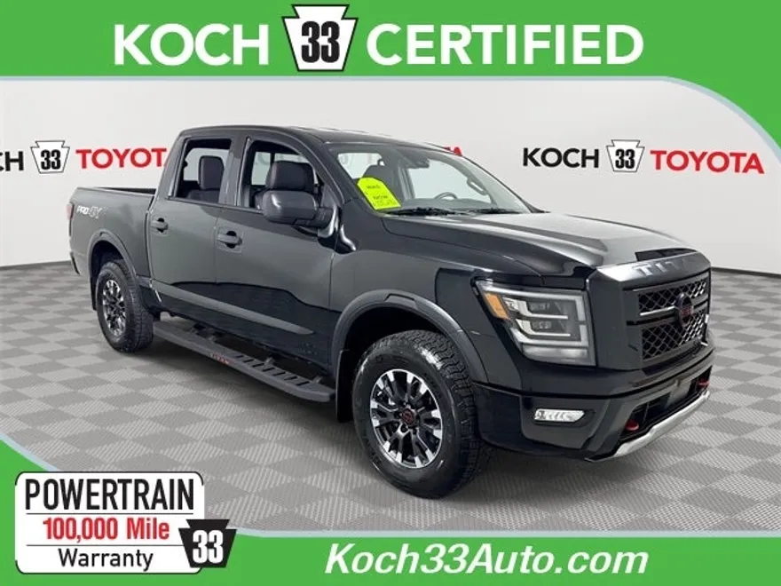 2023 Nissan Titan PRO-4X photo 1