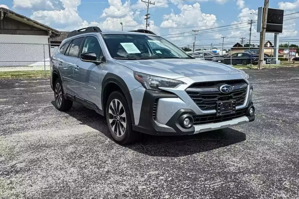 2024 Subaru Outback Limited XT photo 1