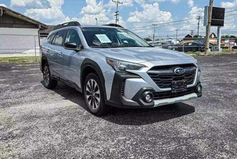 2024 Subaru Outback Limited XT photo 1