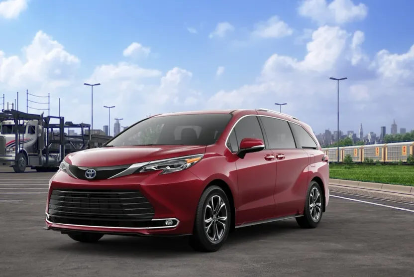 2025 Toyota Sienna Platinum photo 1