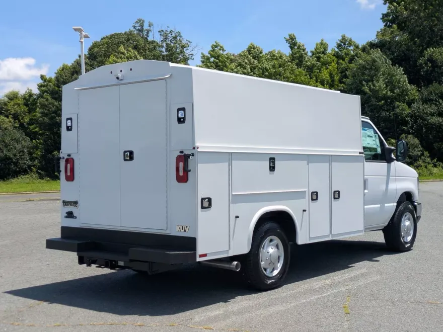 2026 Ford E-350 Base photo 1