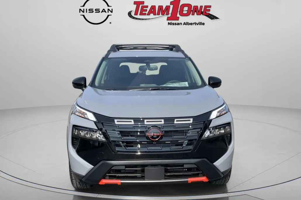 2026 Nissan Rogue SV photo 1