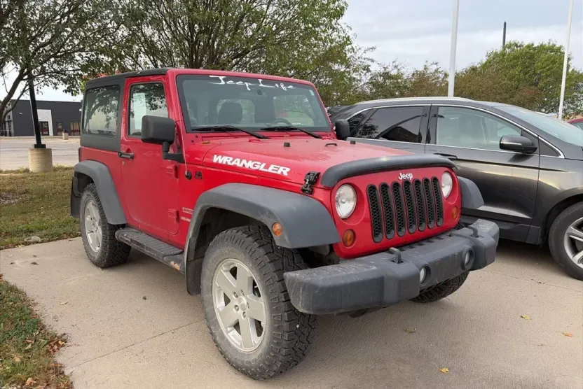 2011 Jeep Wrangler X photo 1