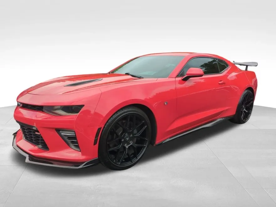 2018 Chevrolet Camaro SS photo 1
