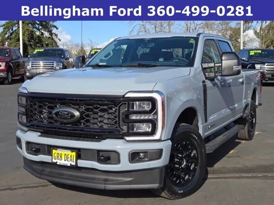 2025 Ford F-350 Lariat photo 1