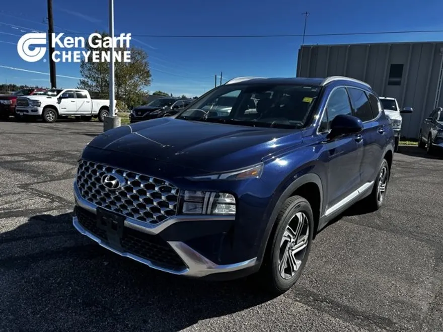 2022 Hyundai Santa Fe SEL photo 1