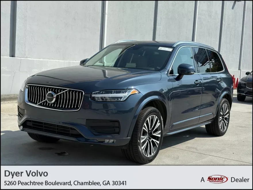 2020 Volvo XC90 Momentum photo 1