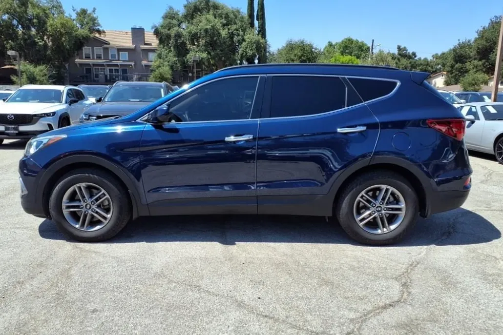2017 Hyundai Santa Fe Sport Base photo 1