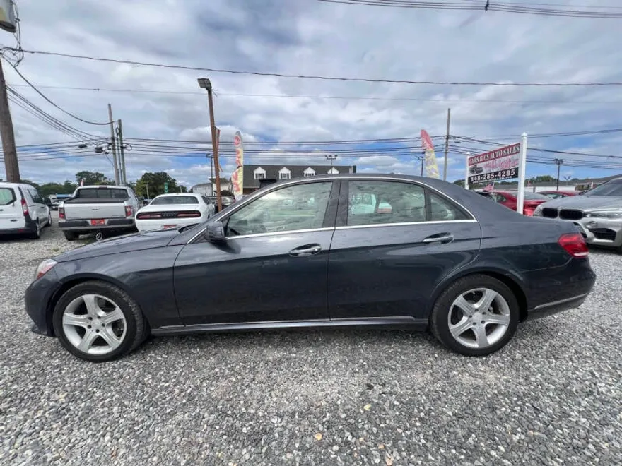 2014 Mercedes Benz E 350 4MATIC photo 1