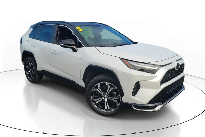 2025 Toyota RAV4 Hybrid XSE photo 1