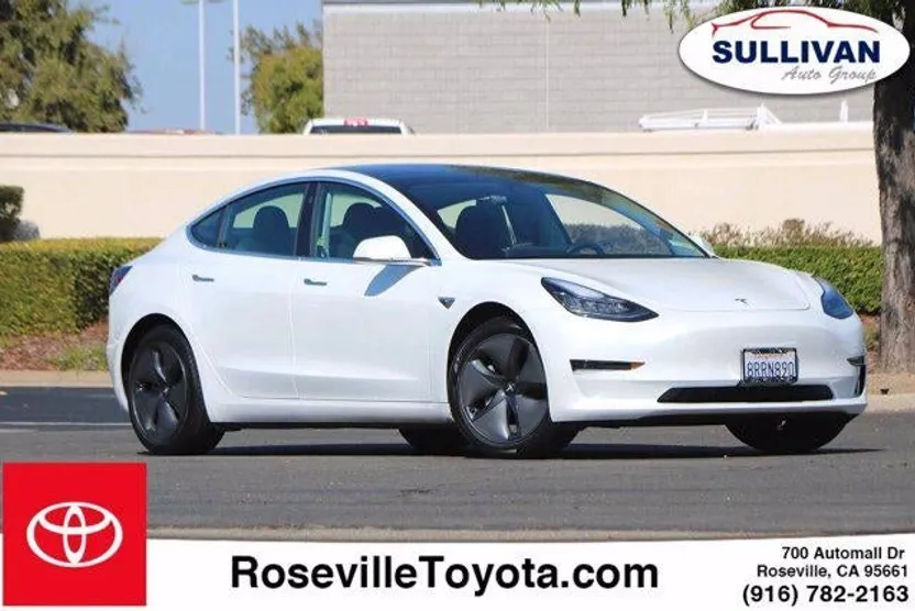 2020 Tesla Model 3 photo 1