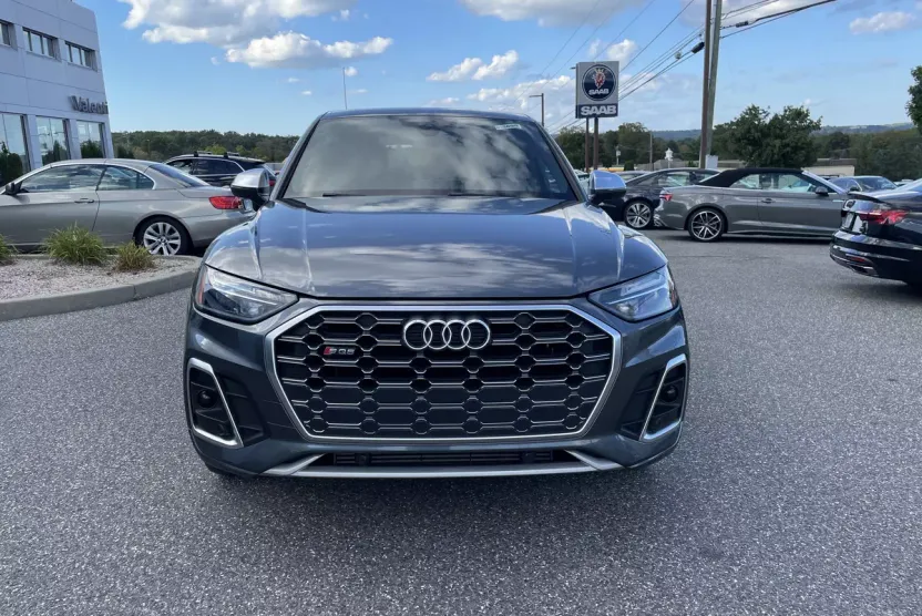 2022 Audi SQ5 Premium photo 1