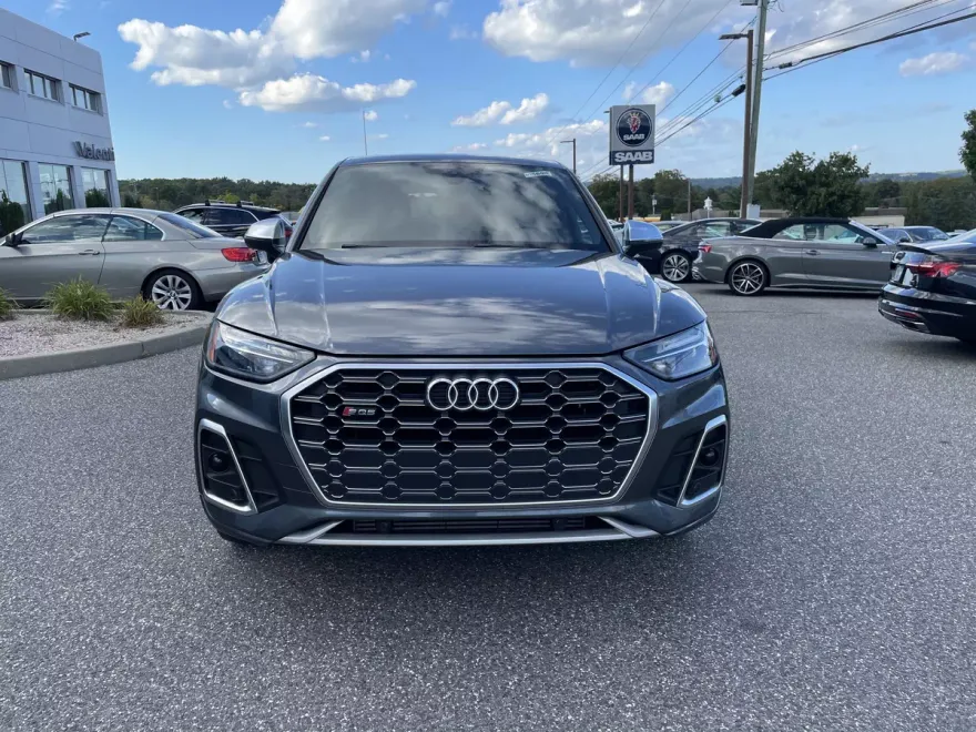 2022 Audi SQ5 Premium photo 1