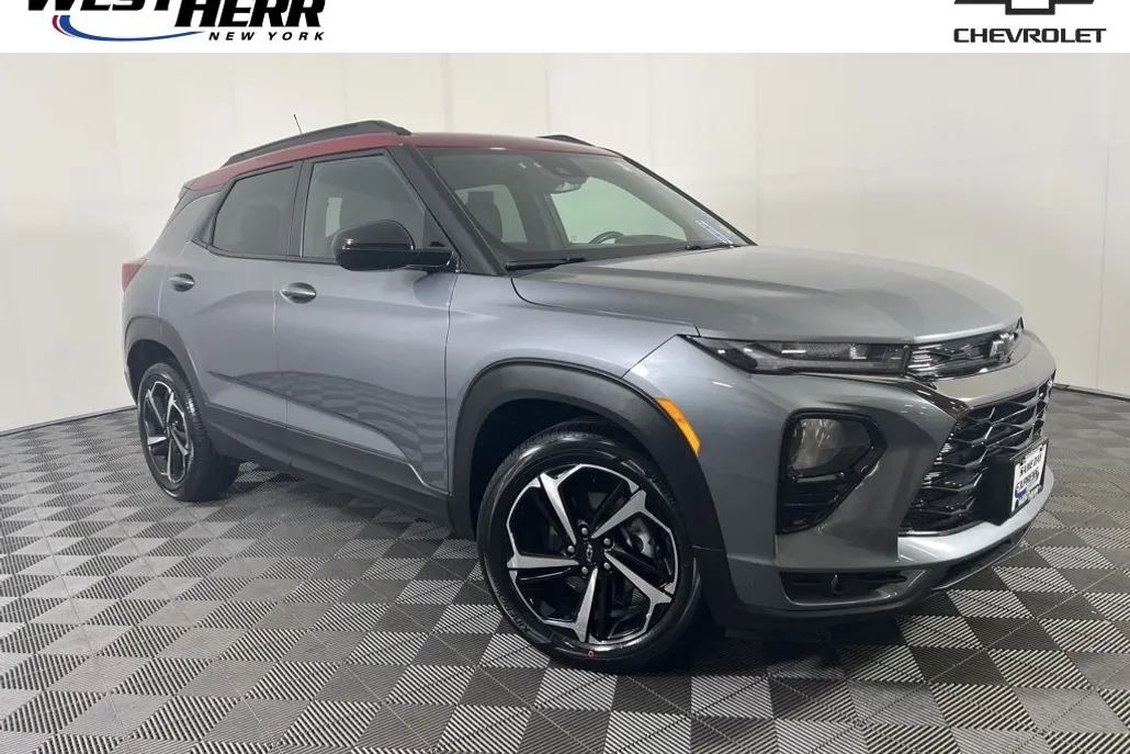 2021 Chevrolet Trailblazer RS photo 1