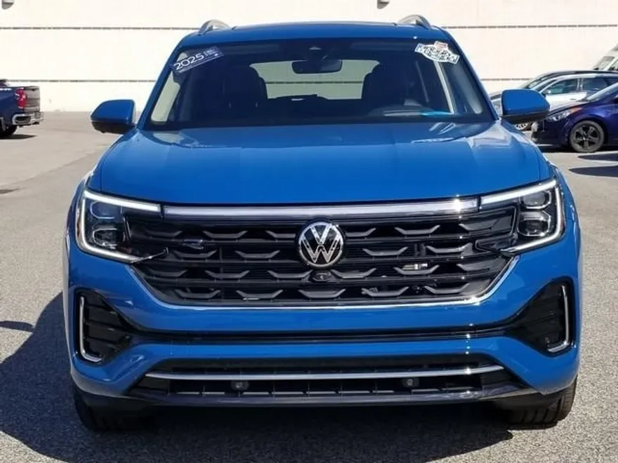 2025 Volkswagen Atlas SEL Premium R-Line photo 1