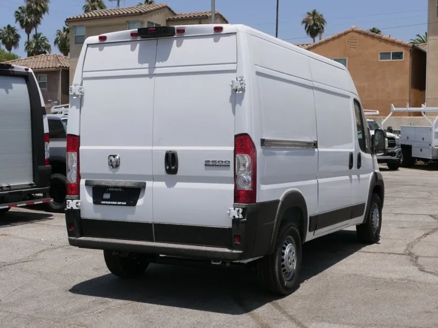 2025 Ram ProMaster 2500 photo 1