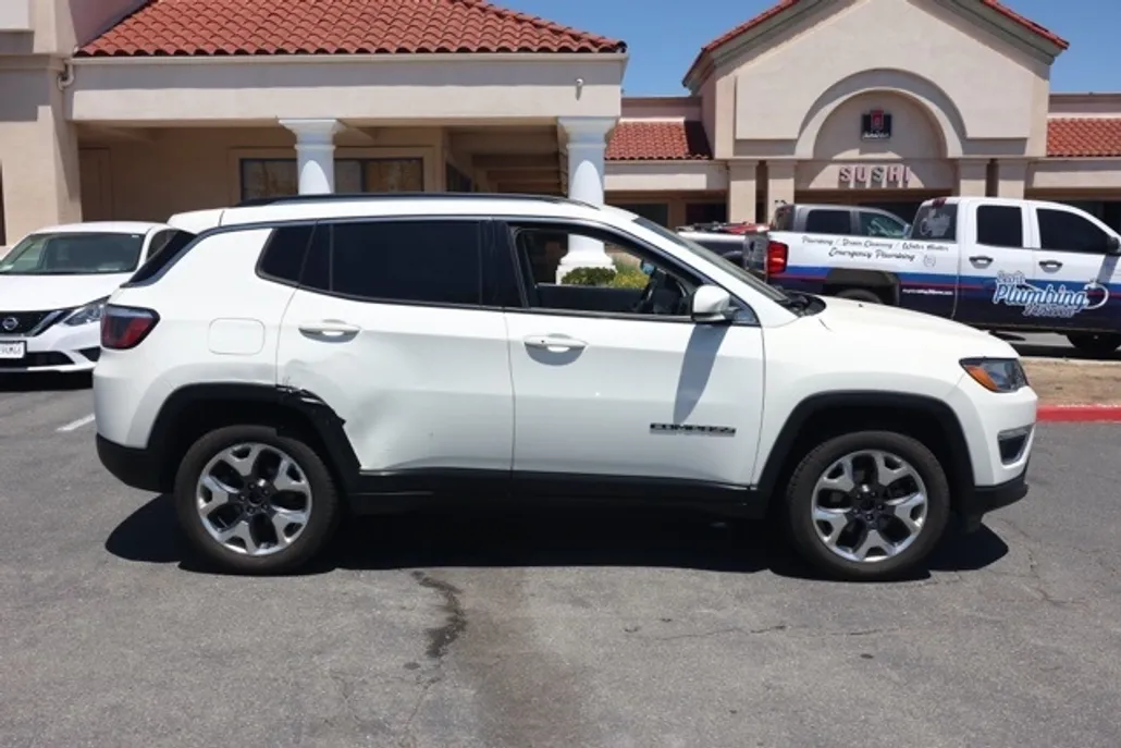 2020 Jeep Compass Limited photo 1
