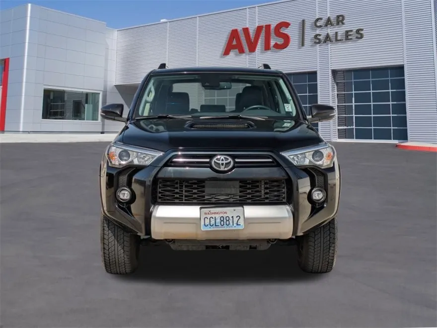 2024 Toyota 4Runner TRD Off-Road Premium photo 1
