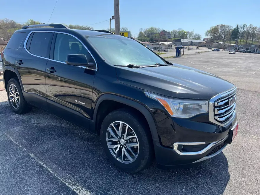 2019 Gmc Acadia SLT photo 1