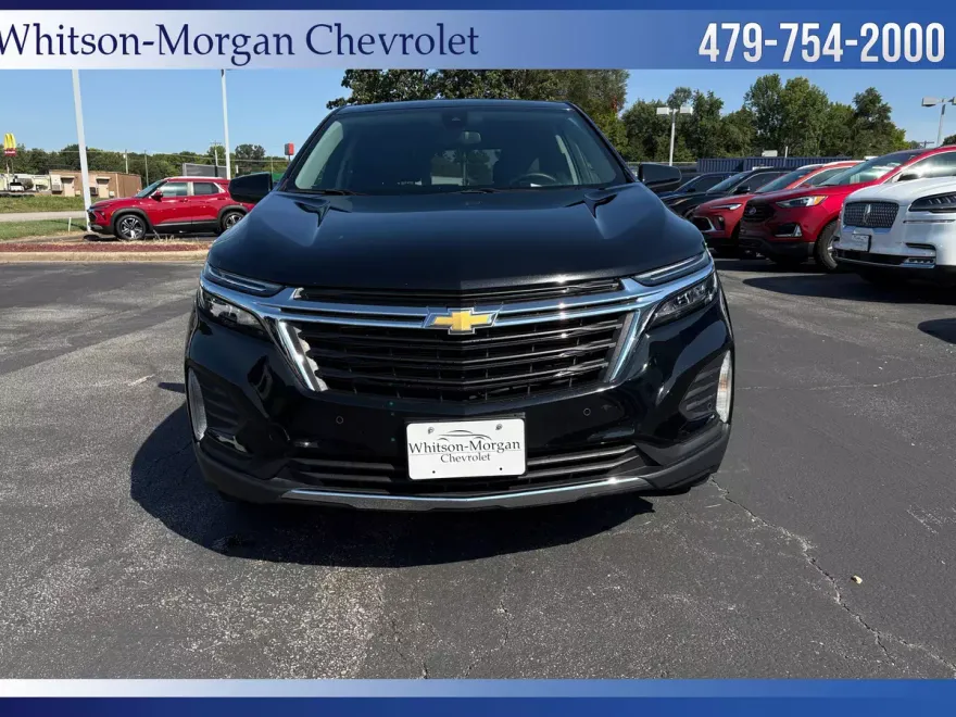 2024 Chevrolet Equinox LT photo 1