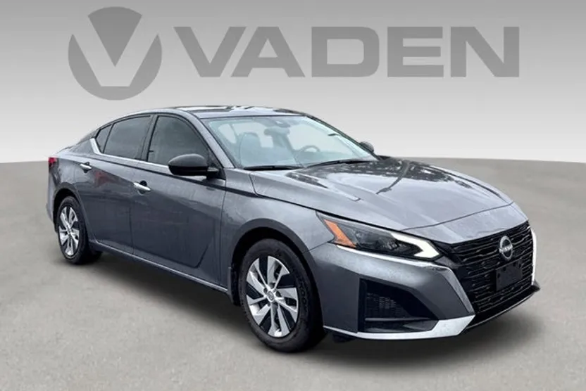2024 Nissan Altima 2.5 S photo 1