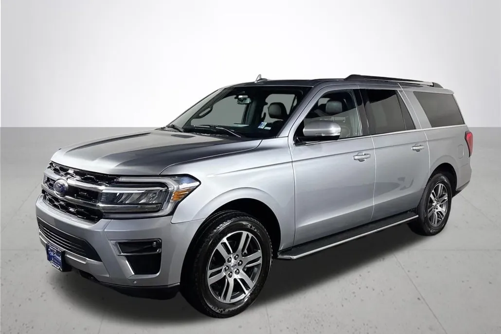 2023 Ford Expedition MAX Limited photo 1