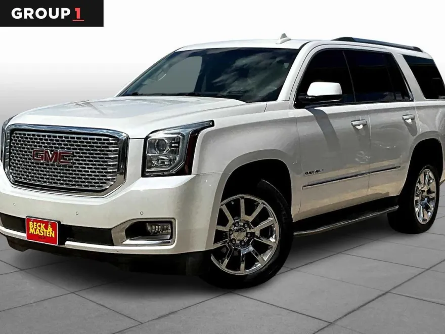 2017 Gmc Yukon Denali photo 1