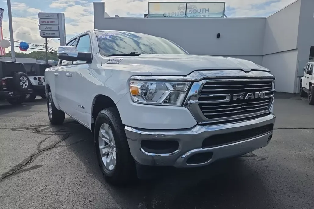 2024 Ram 1500 Laramie photo 1