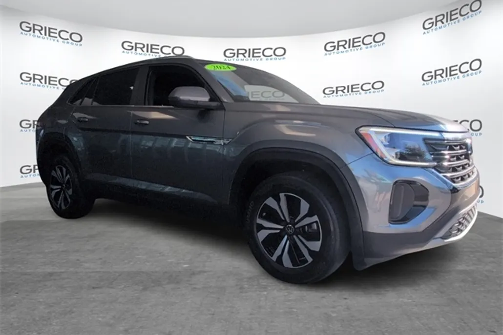 2024 Volkswagen Atlas Cross Sport SE photo 1