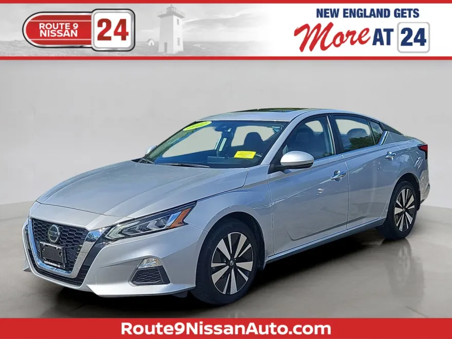 2022 Nissan Altima 2.5 SV photo 1