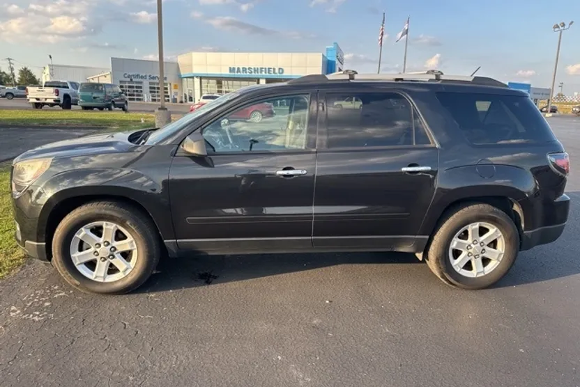 2015 Gmc Acadia SLE photo 1