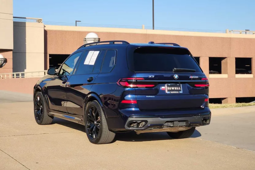 2023 Bmw X7 M60i photo 1