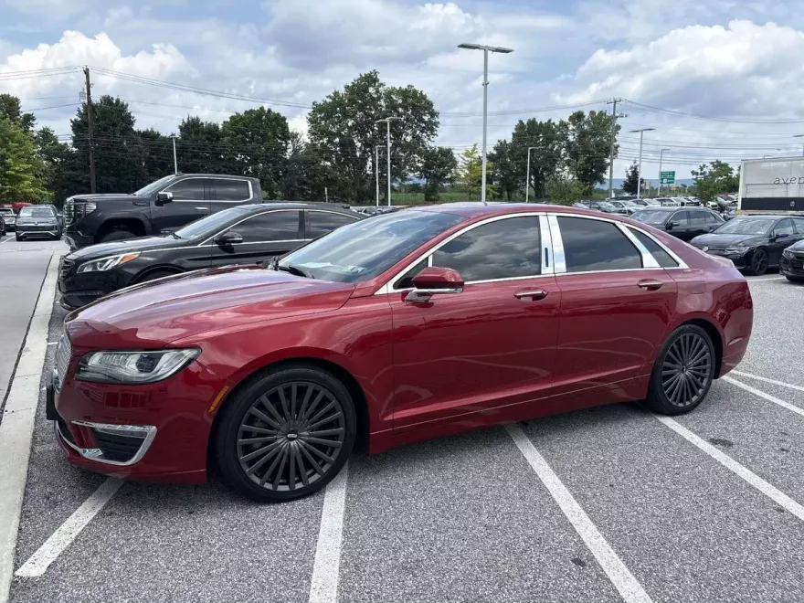 2018 Lincoln MKZ Reserve photo 1