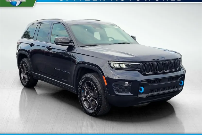 2024 Jeep Grand Cherokee Trailhawk 4xe photo 1