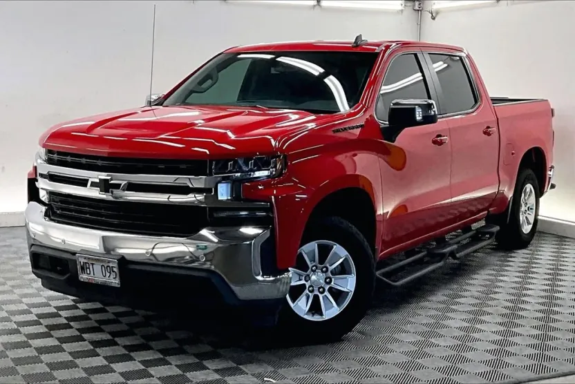 2020 Chevrolet Silverado 1500 LT photo 1