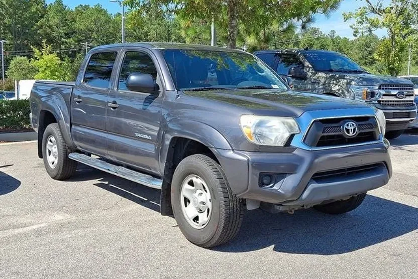 2014 Toyota Tacoma PreRunner photo 1