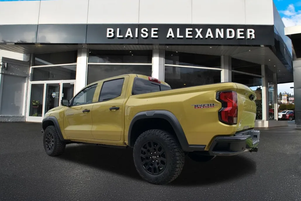 2023 Chevrolet Colorado Trail Boss photo 1