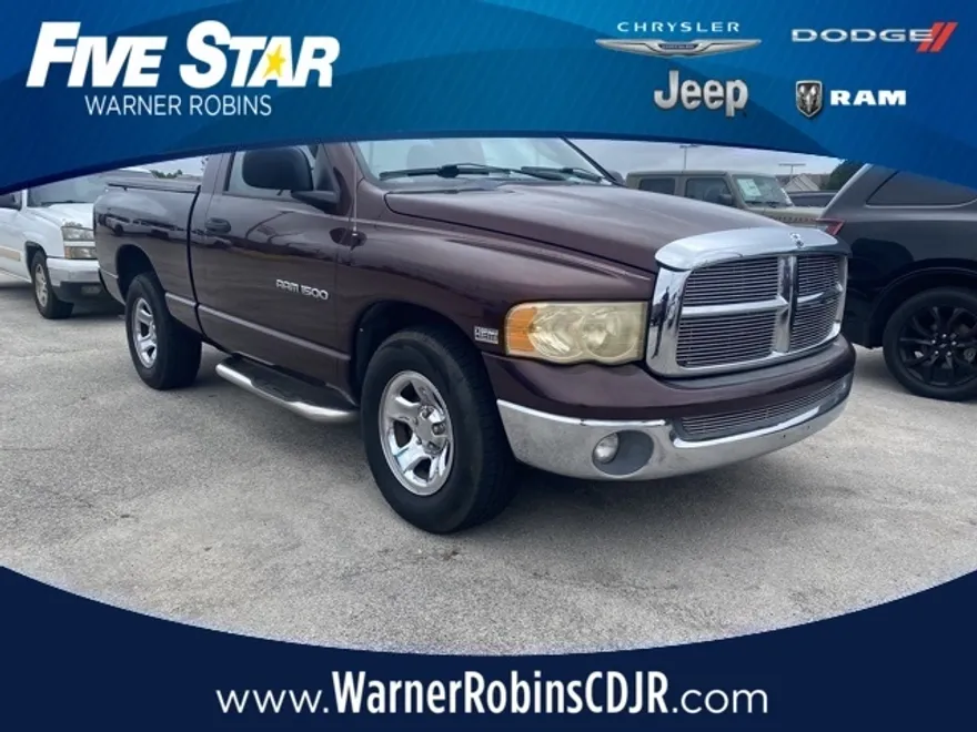 2004 Dodge Ram SLT photo 1