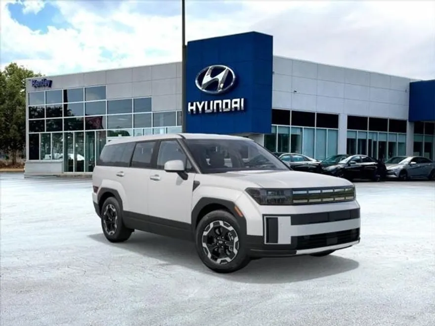 2025 Hyundai Santa Fe SE photo 1