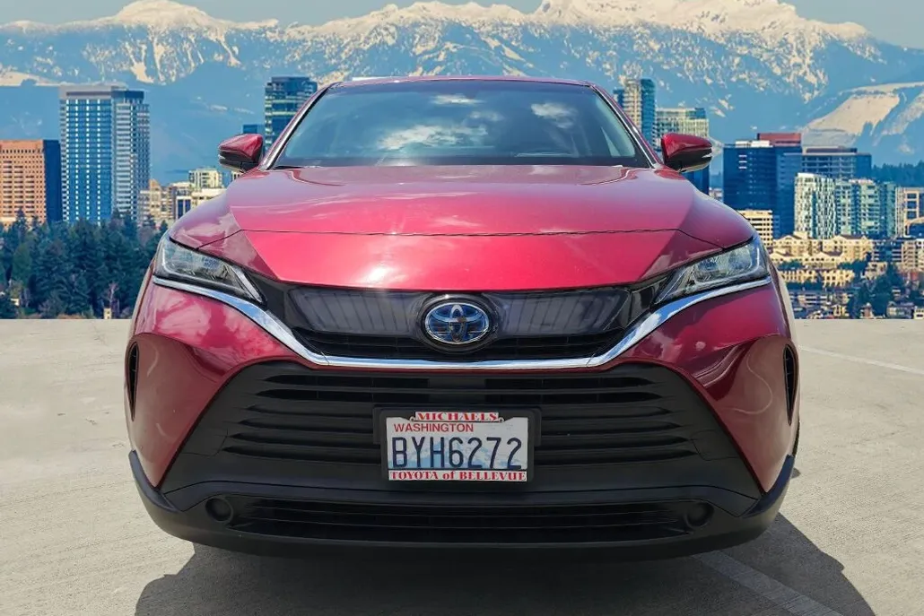 2021 Toyota Venza LE photo 1