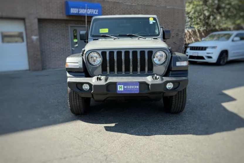 2021 Jeep Wrangler Unlimited Sport Altitude photo 1