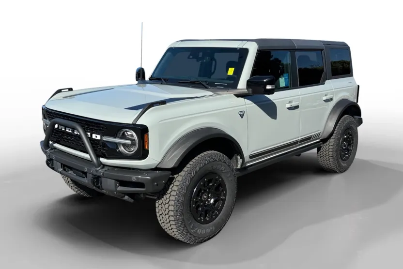 2021 Ford Bronco First Edition photo 1