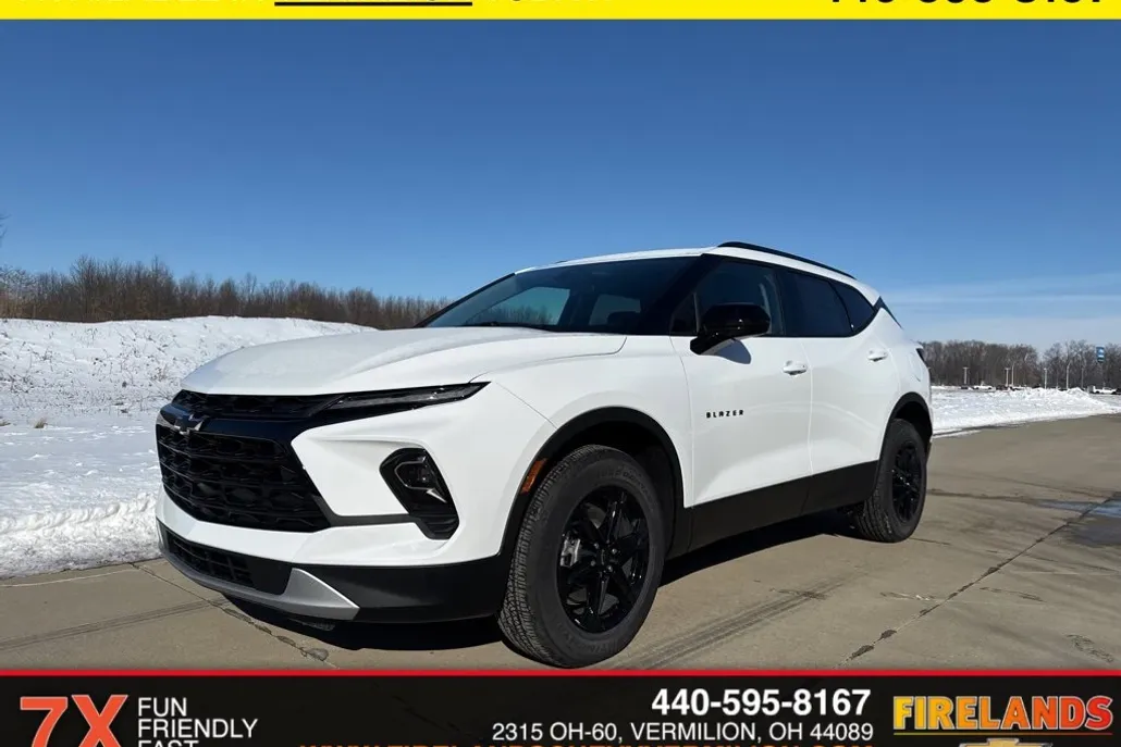 2025 Chevrolet Blazer 2LT photo 1